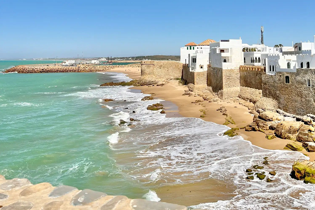 4 Days Trip from Tangier to Chefchaouen via Asilah and Tetouan.